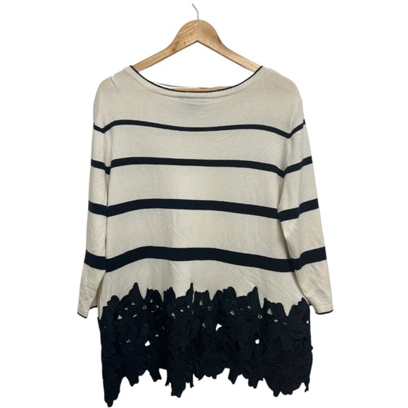 Lane Bryant Floral Appliqué Lace Hem 3/4 Sleeve Navy Stripe White Sweater 18/20 - Picture 3 of 11